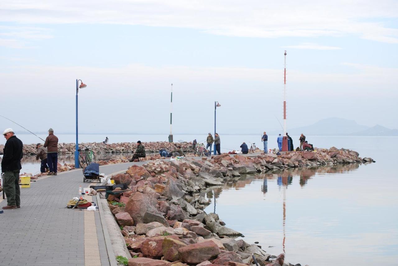 Balatonmariafuerdo Szabo Apartman Eksteriør bilde
